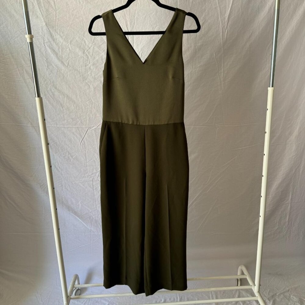 Banana Republic Blue Twist Back